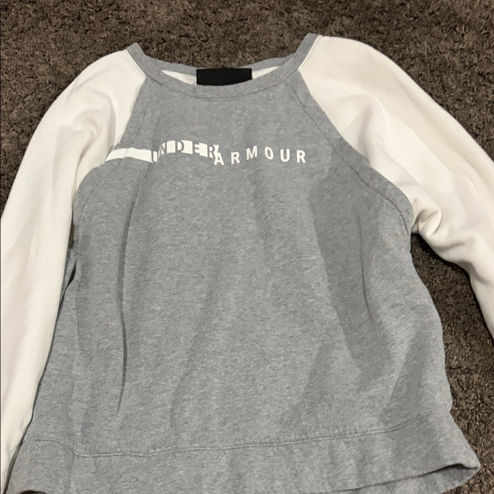 Under Armour Two-Tone Gray and White Top